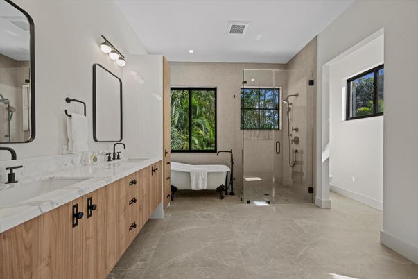 Bathroom, Dual Sink Vanities, Free Standing Baths, Glass Shower, Interior, Recessed Lighting