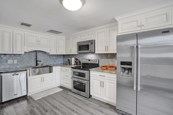 Interior, Kitchen, Stainless Steel Appliances, Wood Texture Flooring