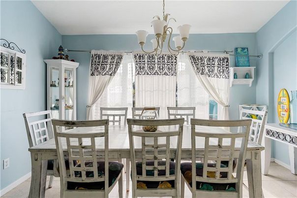 Chandelier, Dining room, Interior