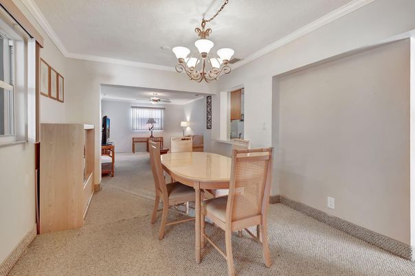 Chandelier, Dining room, Interior
