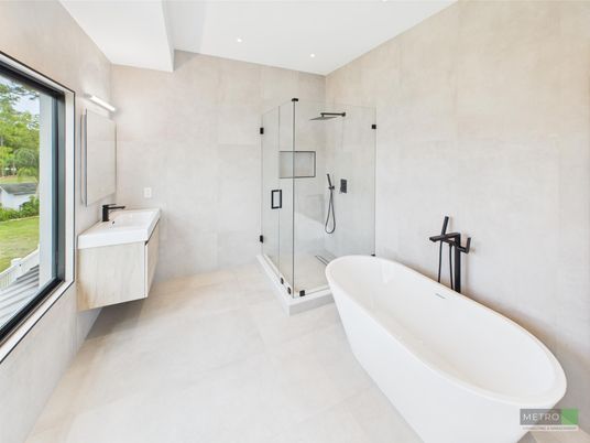 Bathroom, Free Standing Baths, Glass Shower, Interior, Recessed Lighting
