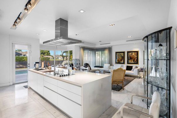 Interior, Kitchen, Living room, Recessed Lighting