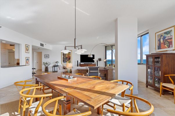 Dining room, Interior, Living room, Pendant Lights, Piano