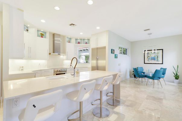 Dining room, Interior, Kitchen, Recessed Lighting, Stainless Steel Appliances