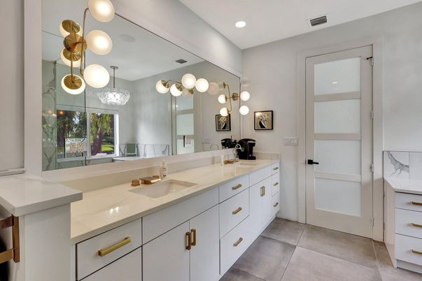 Bathroom, Dual Sink Vanities, Interior, Pendant Lights, Recessed Lighting