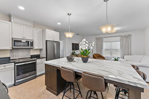 Dining room, Interior, Kitchen, Pendant Lights, Recessed Lighting, Stainless Steel Appliances