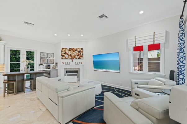 Fireplace, Interior, Living room, Recessed Lighting, Water