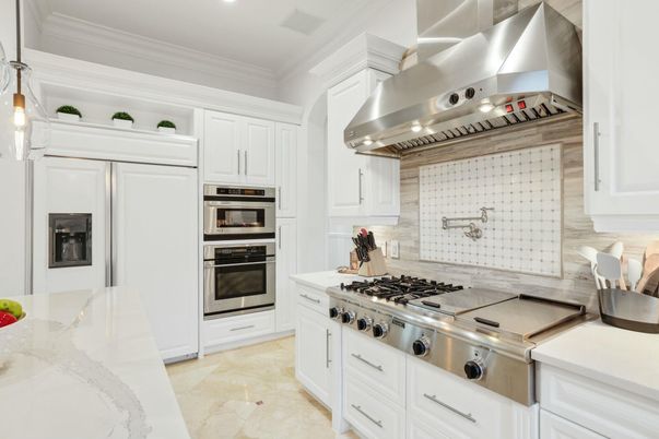 Interior, Kitchen, Pendant Lights, Recessed Lighting, Stainless Steel Appliances