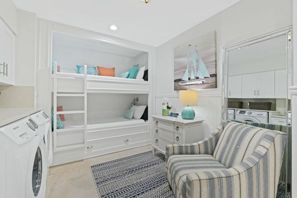 Bedroom, Interior, Recessed Lighting, Washer