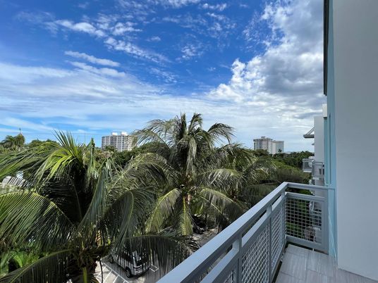 Exterior, Other, Skyline