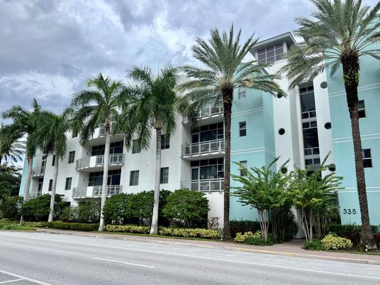 Exterior, Facade, Condo Building