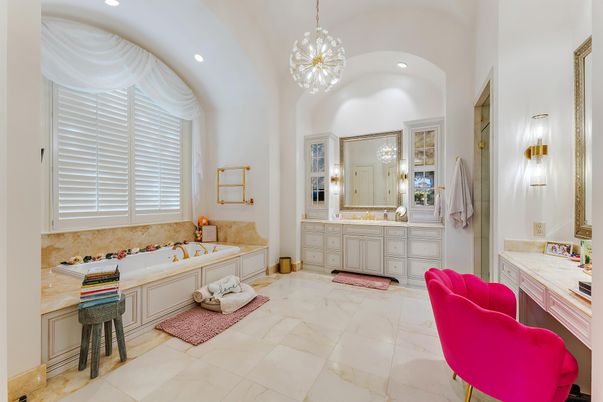 Bathroom, Interior, Pendant Lights, Recessed Lighting