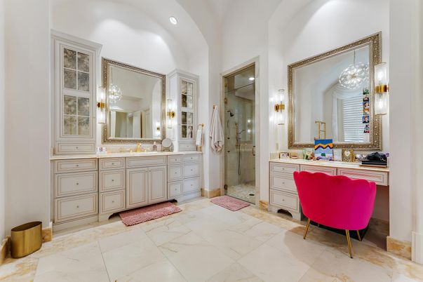 Bathroom, Interior, Pendant Lights, Recessed Lighting