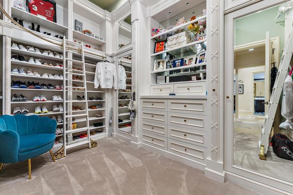 Interior, Walk-in Closets
