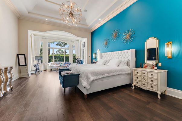 Bedroom, Chandelier, Interior, Pendant Lights, Recessed Lighting, Wood Texture Flooring