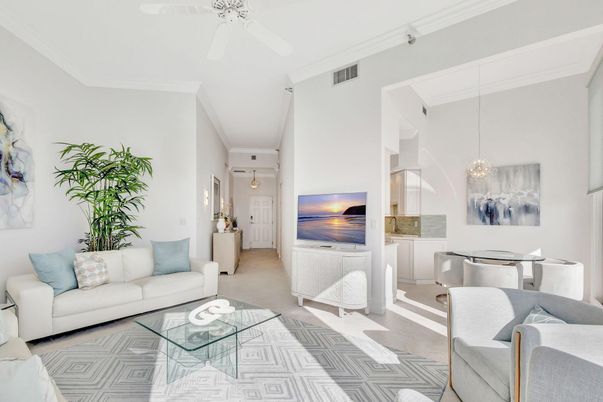 Interior, Living room, Pendant Lights