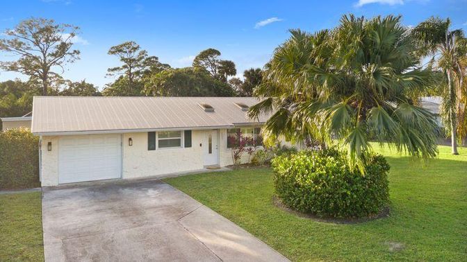 Attached, Backyard, Exterior, Facade, Ranch