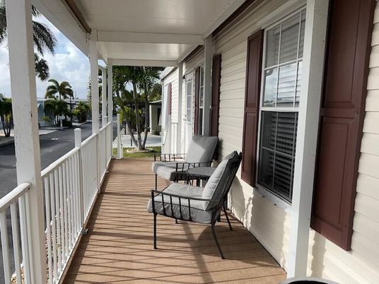 Exterior, Wood Texture Flooring