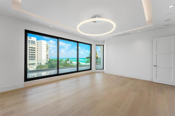 Empty room, Interior, Pendant Lights, Recessed Lighting, Wood Texture Flooring