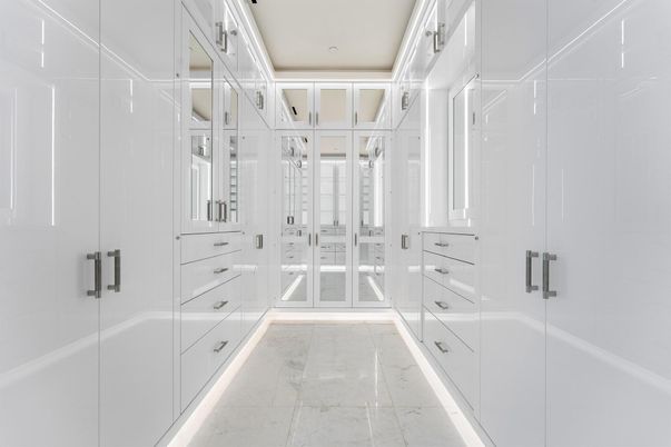 Interior, Walk-in Closets