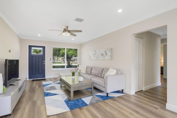 Interior, Living room, Recessed Lighting, Wood Texture Flooring