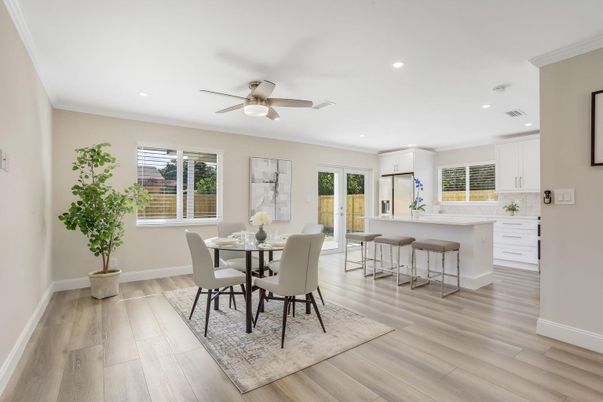 Dining room, Interior, Kitchen, Recessed Lighting, Wood Texture Flooring