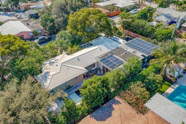 Exterior, Drone