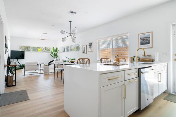 Dining room, Interior, Kitchen, Pendant Lights, Wood Texture Flooring