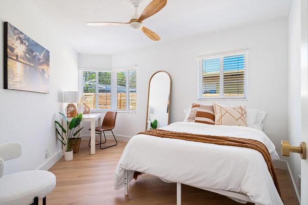 Bedroom, Home Office, Interior, Wood Texture Flooring