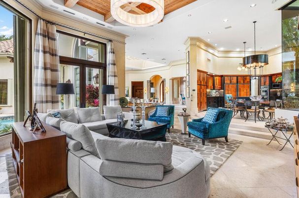 Chandelier, Dining room, Interior, Kitchen, Living room, Pendant Lights, Recessed Lighting, Stainless Steel Appliances, Wooden Ceilings
