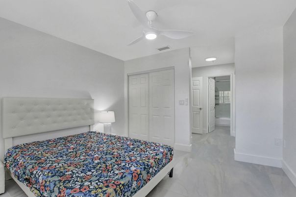 Bedroom, Interior, Marble, Recessed Lighting