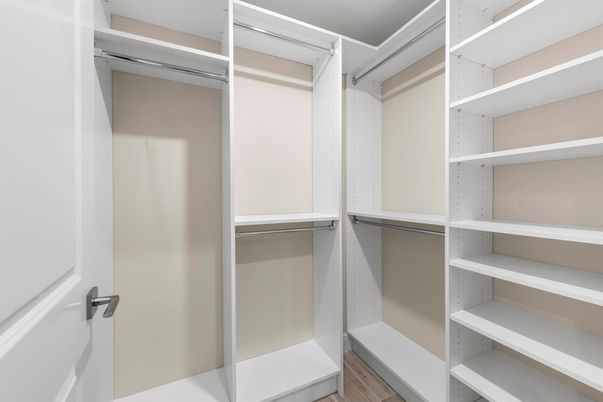 Interior, Walk-in Closets