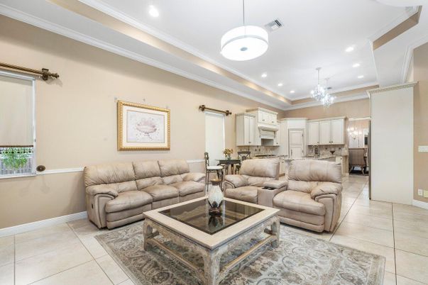 Chandelier, Interior, Kitchen, Living room, Pendant Lights, Recessed Lighting