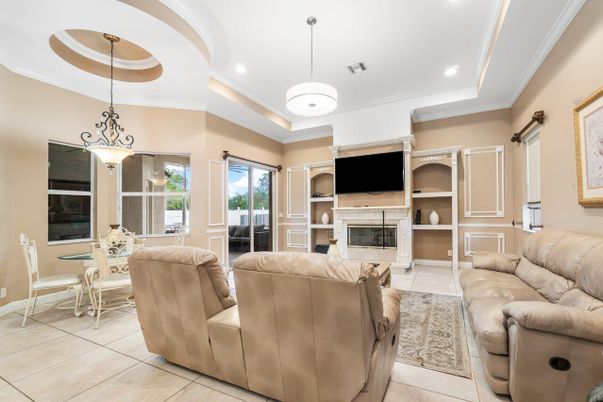 Dining room, Fireplace, Interior, Living room, Pendant Lights, Recessed Lighting
