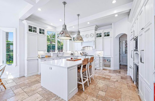 Interior, Kitchen, Pendant Lights, Recessed Lighting
