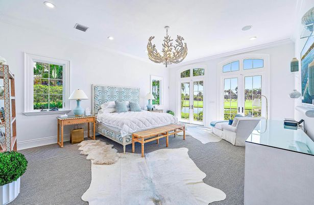 Bedroom, Chandelier, Interior, Recessed Lighting