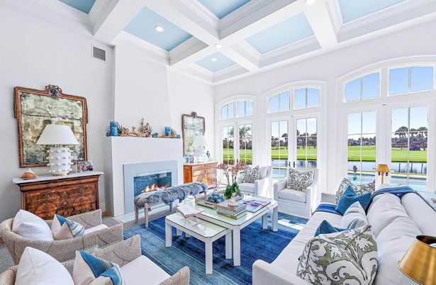 Fireplace, Interior, Living room, Recessed Lighting, Water