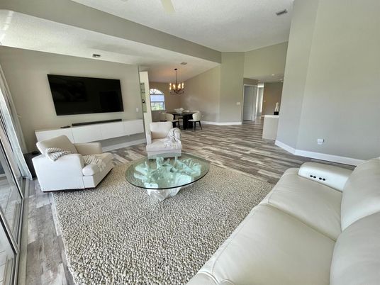 Chandelier, Dining room, Interior, Living room, Wood Texture Flooring