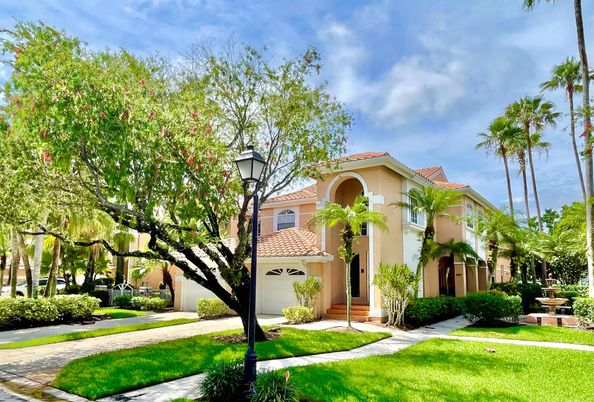Attached, Backyard, Exterior, Facade, Mediterranean