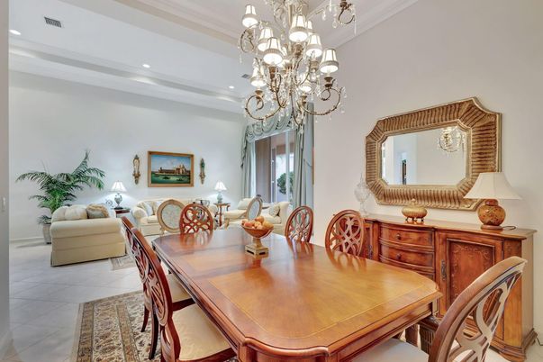 Chandelier, Dining room, Interior, Living room, Recessed Lighting