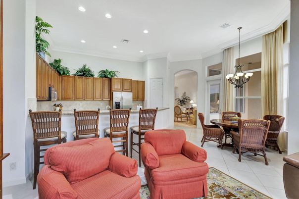 Chandelier, Dining room, Interior, Kitchen, Recessed Lighting