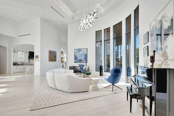 Interior, Living room, Pendant Lights, Piano, Recessed Lighting, Wood Texture Flooring