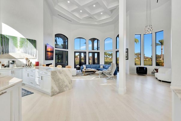 Interior, Living room, Pendant Lights, Recessed Lighting, Wood Texture Flooring