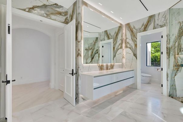 Bathroom, Interior, Marble, Marble Walls, Recessed Lighting