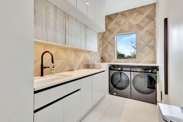 Interior, Washer