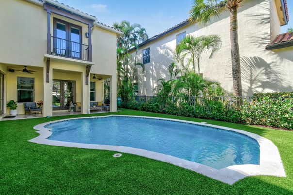Backyard, Exterior, Pool