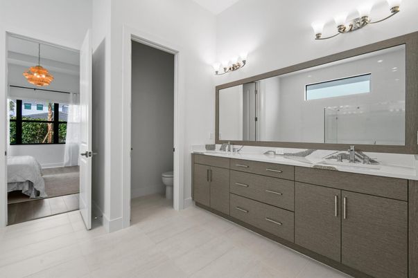 Bathroom, Dual Sink Vanities, Interior, Pendant Lights