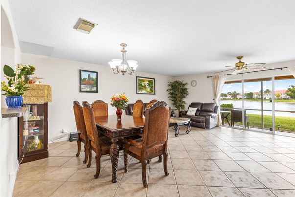 Chandelier, Dining room, Interior, Living room, Water
