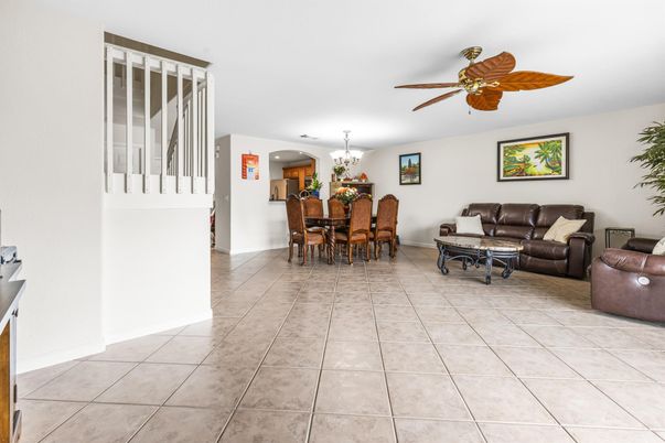 Chandelier, Dining room, Interior, Living room, Recessed Lighting