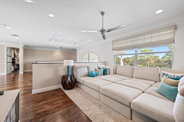 Interior, Living room, Recessed Lighting, Wood Texture Flooring